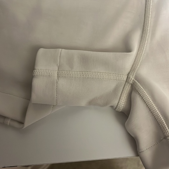 Softstreme High-Rise Short 4” - Picture 7 of 7